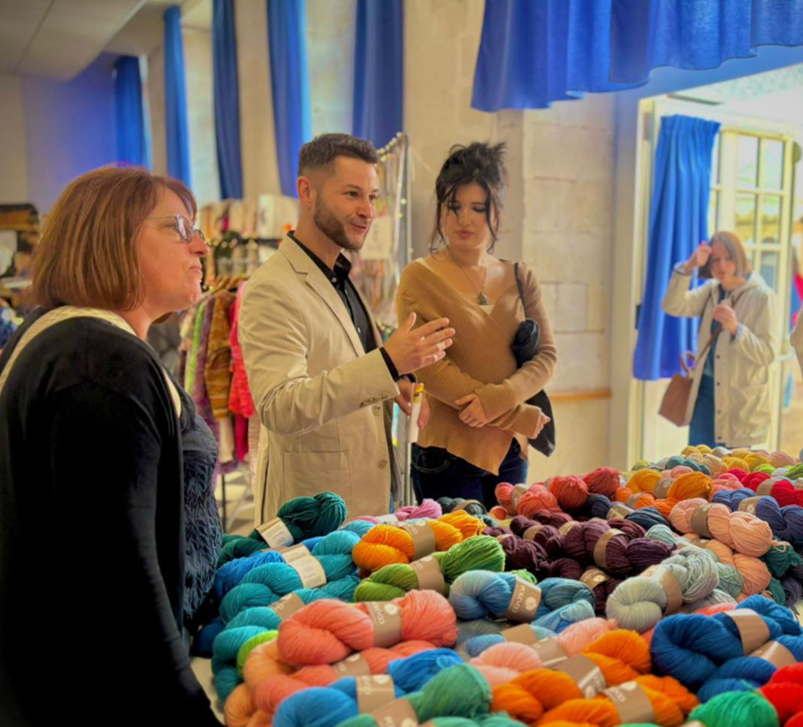 Damien Toumi à la rencontre des commerçants amiénois
